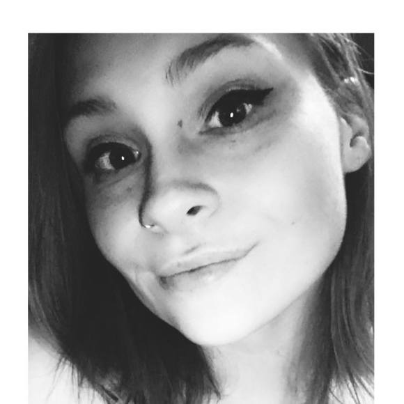 Meet your Posher, Michaela - Picture 1 of 1